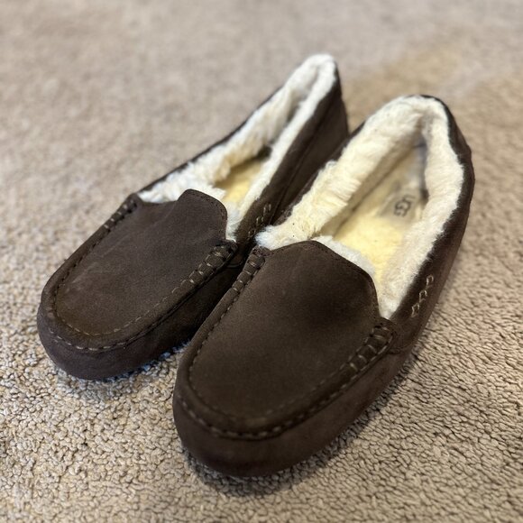 UGG Dakota Suede Shearling Moccasin Slippers – Brown – Size 9.5 - Picture 1 of 10